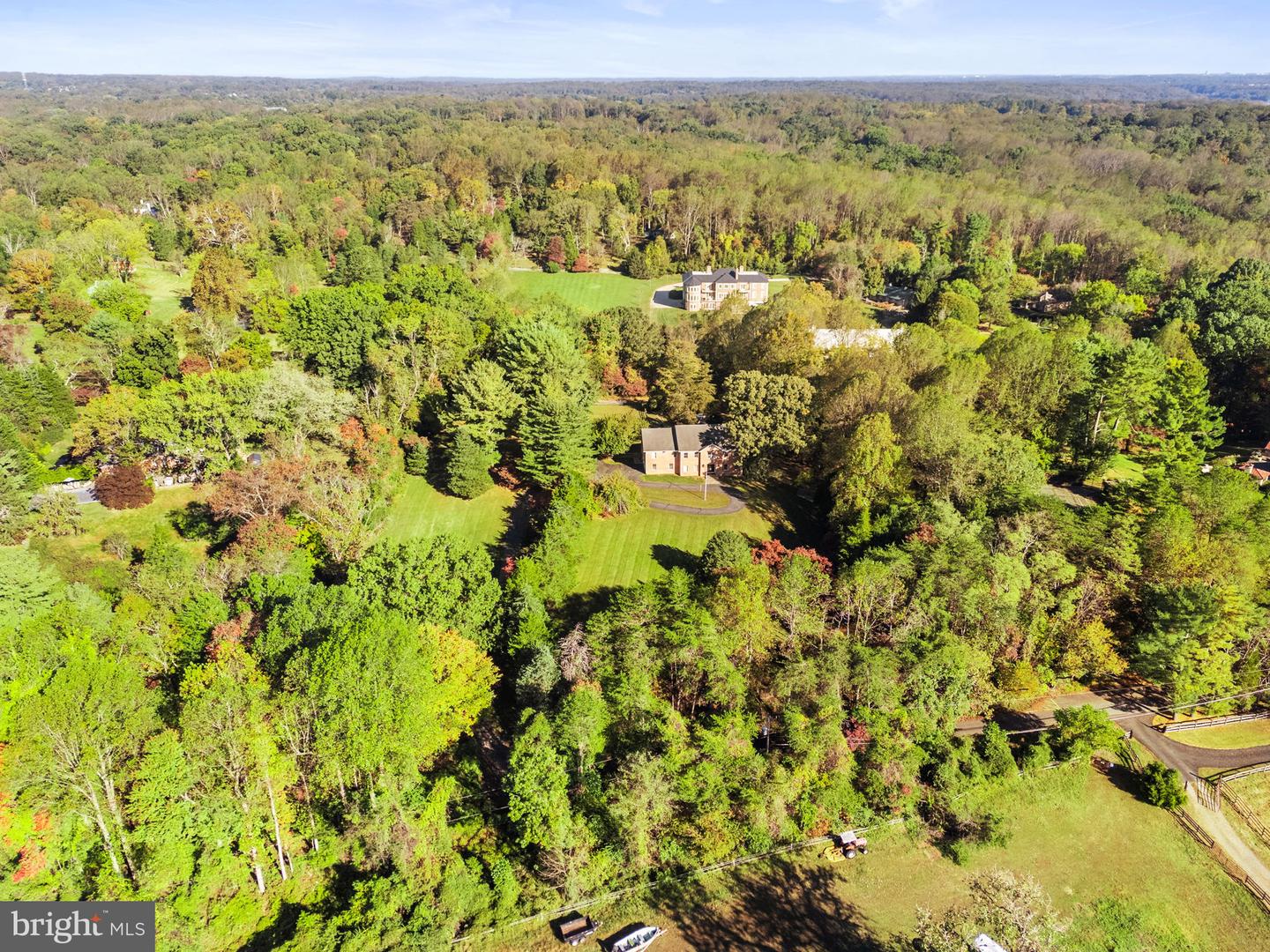 9200 FALLS RUN RD, MCLEAN, Virginia 22102, 6 Bedrooms Bedrooms, ,3 BathroomsBathrooms,Residential,For sale,9200 FALLS RUN RD,VAFX2279970 MLS # VAFX2279970 9200 FALLS RUN RD, MCLEAN, Virginia 22102, 6 Bedrooms Bedrooms, ,3 BathroomsBathrooms,Residential,For sale,9200 FALLS RUN RD,VAFX2279970 MLS # VAFX2279970