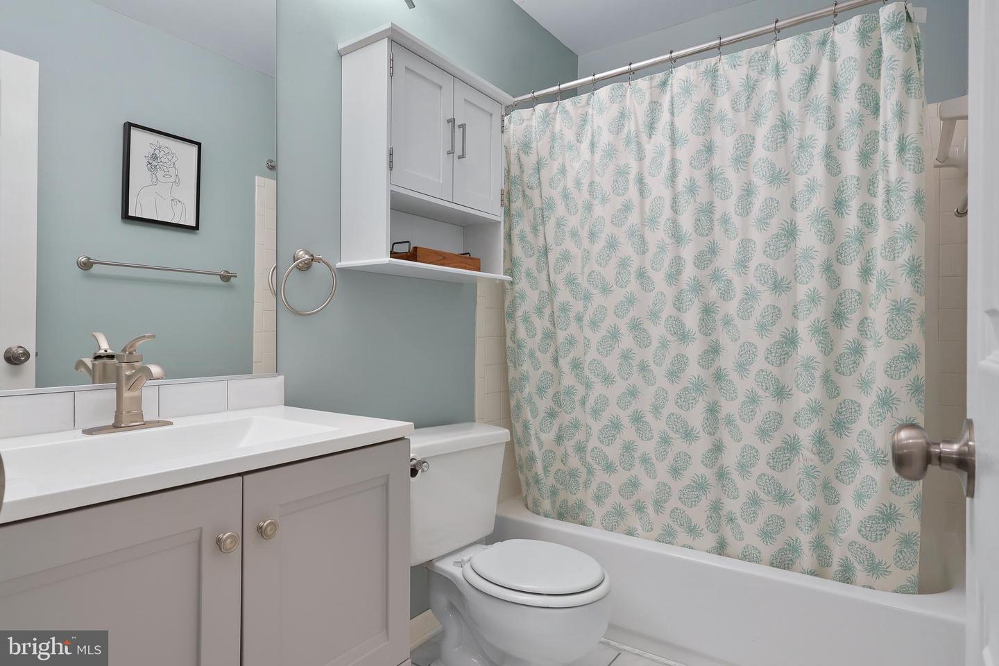 14722 STREAM POND DR, CENTREVILLE, Virginia 20120, 3 Bedrooms Bedrooms, ,2 BathroomsBathrooms,Residential,For sale,14722 STREAM POND DR,VAFX2280396 MLS # VAFX2280396