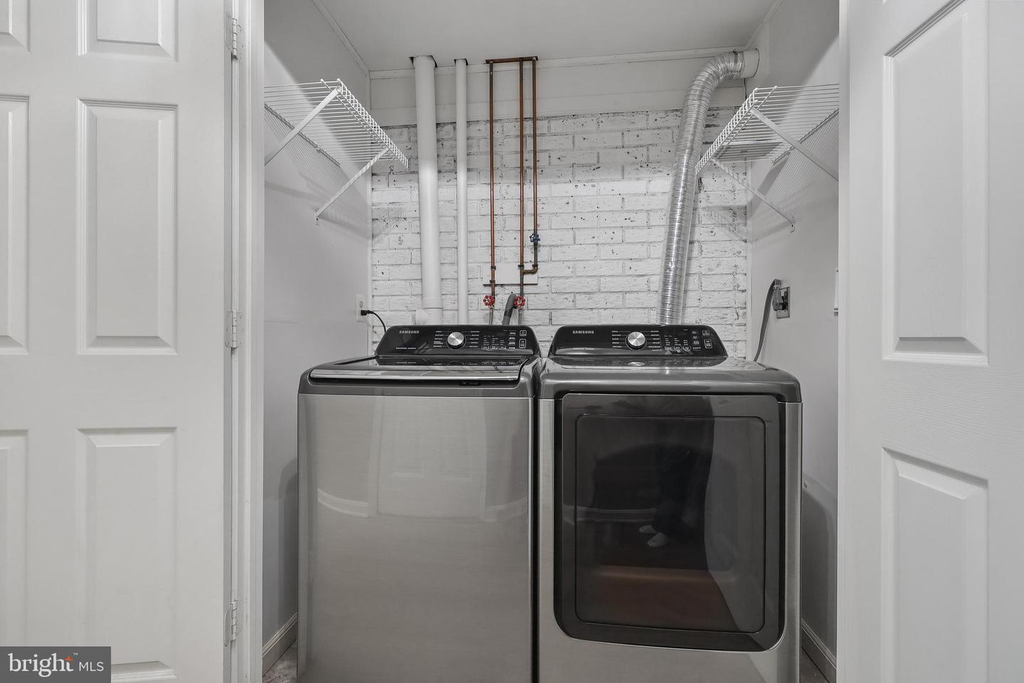 14722 STREAM POND DR, CENTREVILLE, Virginia 20120, 3 Bedrooms Bedrooms, ,2 BathroomsBathrooms,Residential,For sale,14722 STREAM POND DR,VAFX2280396 MLS # VAFX2280396