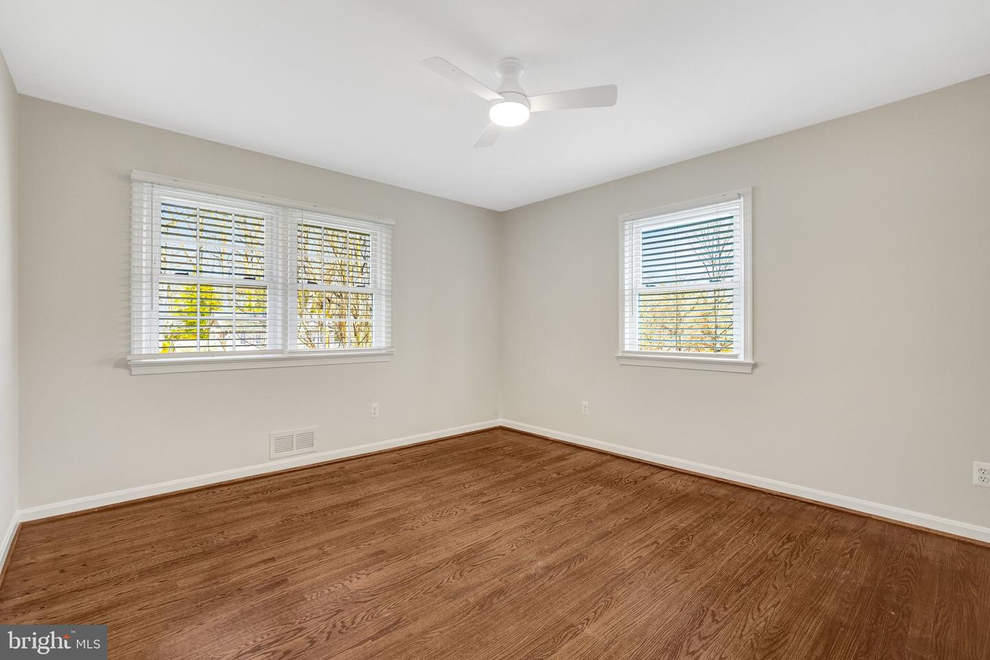 9119 HAMILTON DR, FAIRFAX, Virginia 22031, 5 Bedrooms Bedrooms, ,3 BathroomsBathrooms,Residential,For sale,9119 HAMILTON DR,VAFX2280456 MLS # VAFX2280456