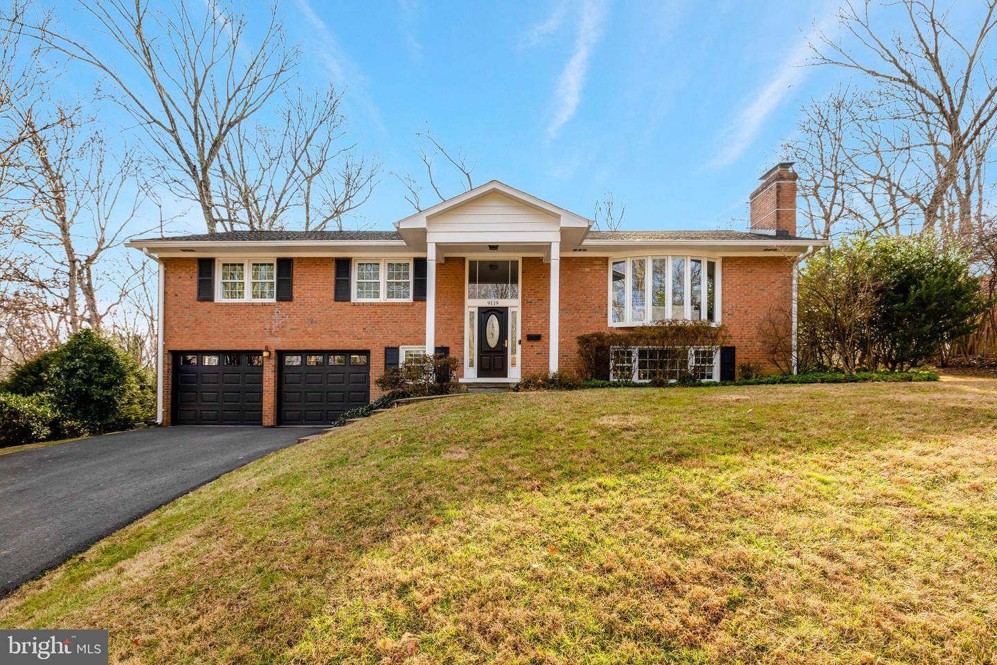 9119 HAMILTON DR, FAIRFAX, Virginia 22031, 5 Bedrooms Bedrooms, ,3 BathroomsBathrooms,Residential,For sale,9119 HAMILTON DR,VAFX2280456 MLS # VAFX2280456