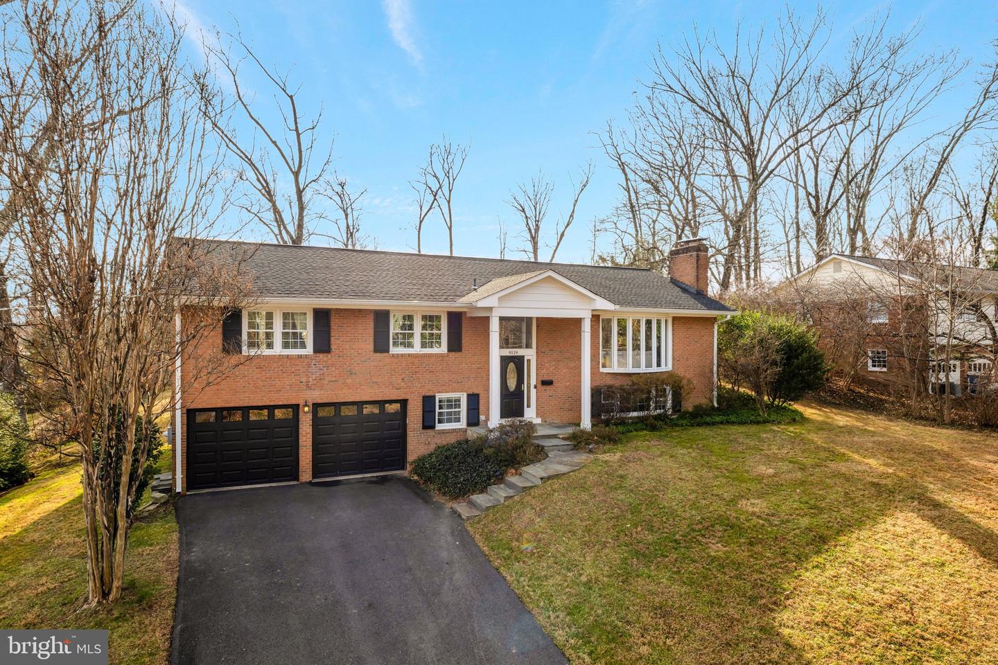 9119 HAMILTON DR, FAIRFAX, Virginia 22031, 5 Bedrooms Bedrooms, ,3 BathroomsBathrooms,Residential,For sale,9119 HAMILTON DR,VAFX2280456 MLS # VAFX2280456