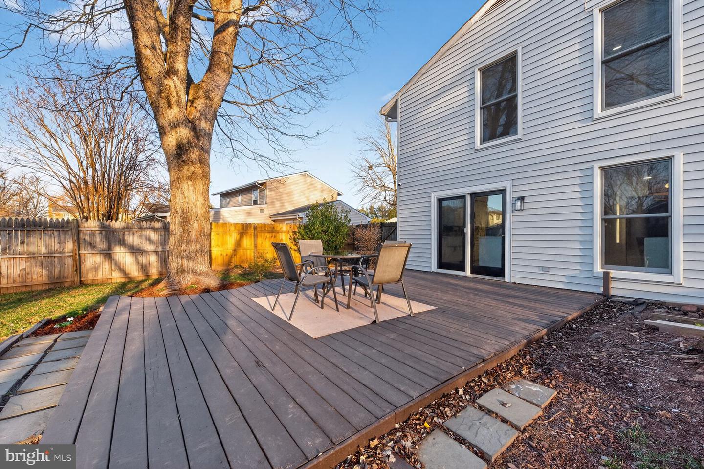 4010 NOVAR DR, CHANTILLY, Virginia 20151, 3 Bedrooms Bedrooms, ,2 BathroomsBathrooms,Residential,For sale,4010 NOVAR DR,VAFX2280472 MLS # VAFX2280472