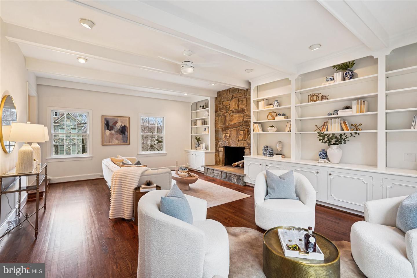 4500 35TH RD N, ARLINGTON, Virginia 22207, 4 Bedrooms Bedrooms, ,3 BathroomsBathrooms,Residential,For sale,4500 35TH RD N,VAAR2066478 MLS # VAAR2066478