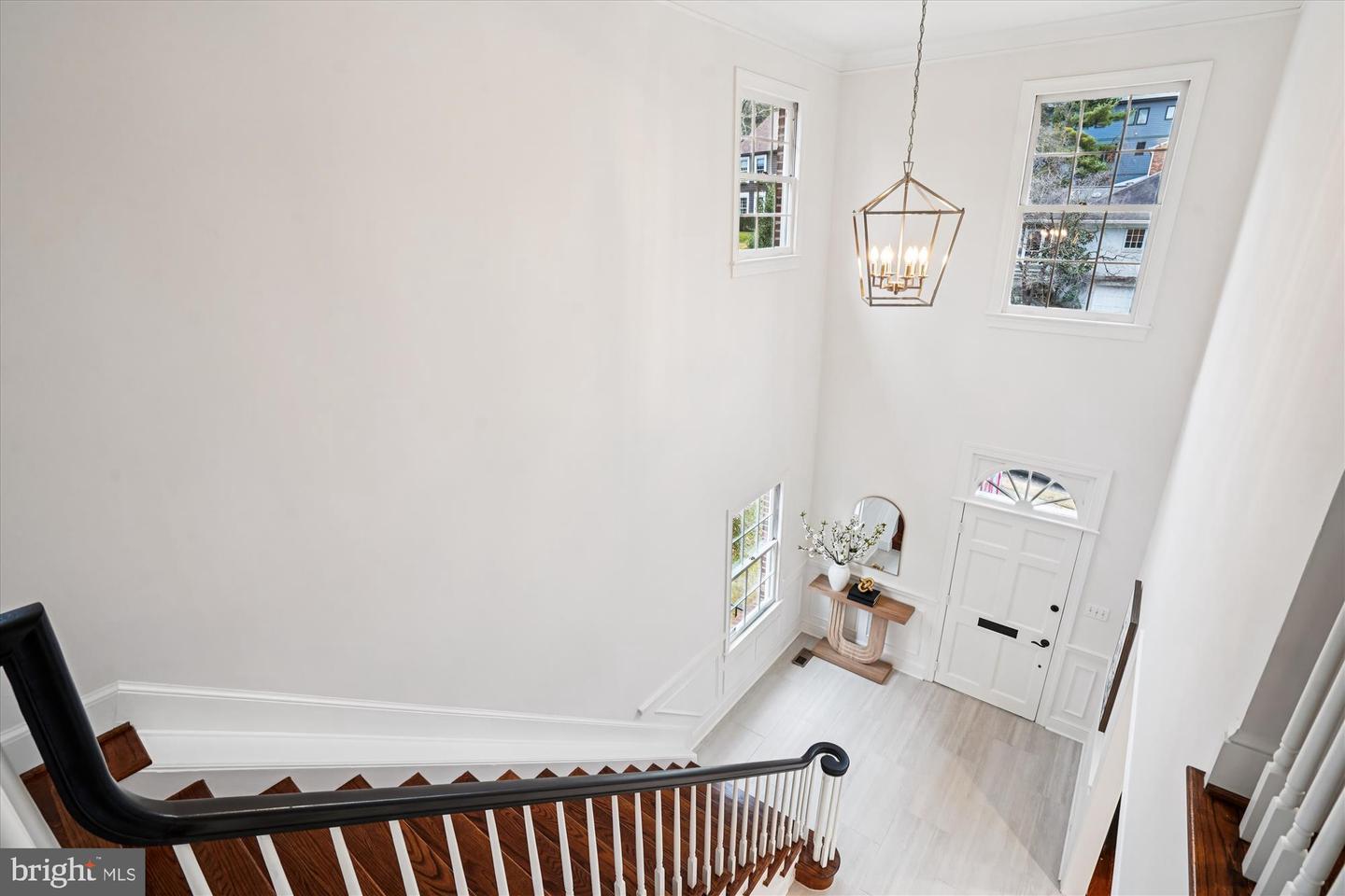 4500 35TH RD N, ARLINGTON, Virginia 22207, 4 Bedrooms Bedrooms, ,3 BathroomsBathrooms,Residential,For sale,4500 35TH RD N,VAAR2066478 MLS # VAAR2066478