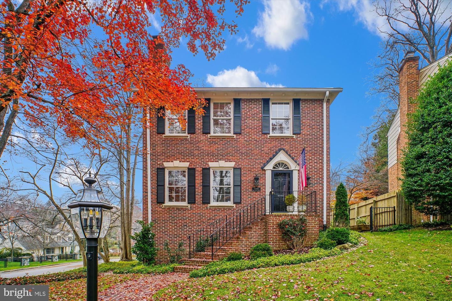 4500 35TH RD N, ARLINGTON, Virginia 22207, 4 Bedrooms Bedrooms, ,3 BathroomsBathrooms,Residential,For sale,4500 35TH RD N,VAAR2066478 MLS # VAAR2066478