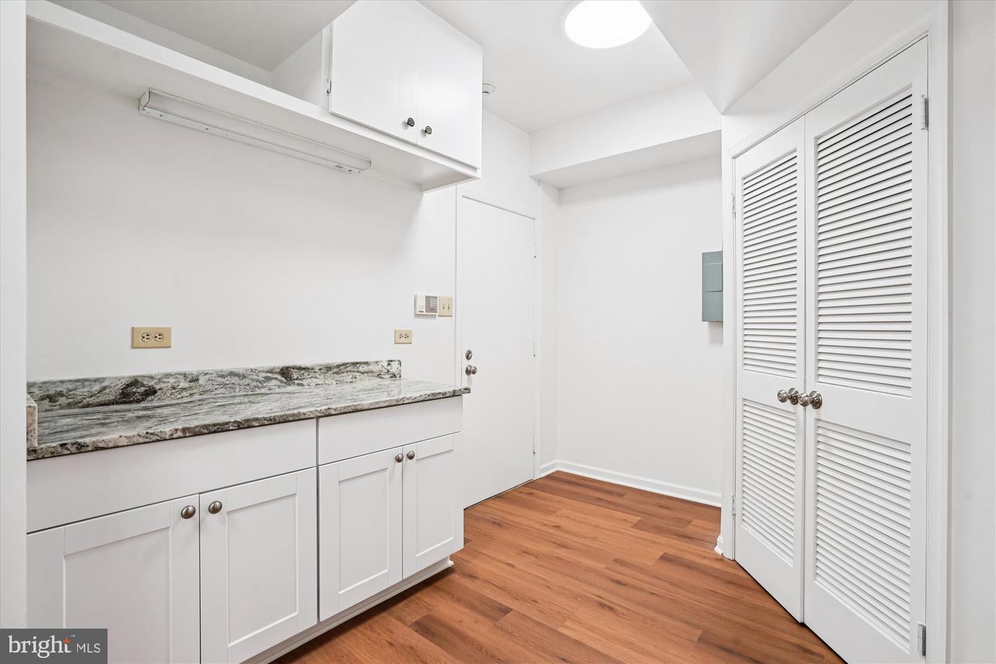 4500 35TH RD N, ARLINGTON, Virginia 22207, 4 Bedrooms Bedrooms, ,3 BathroomsBathrooms,Residential,For sale,4500 35TH RD N,VAAR2066478 MLS # VAAR2066478