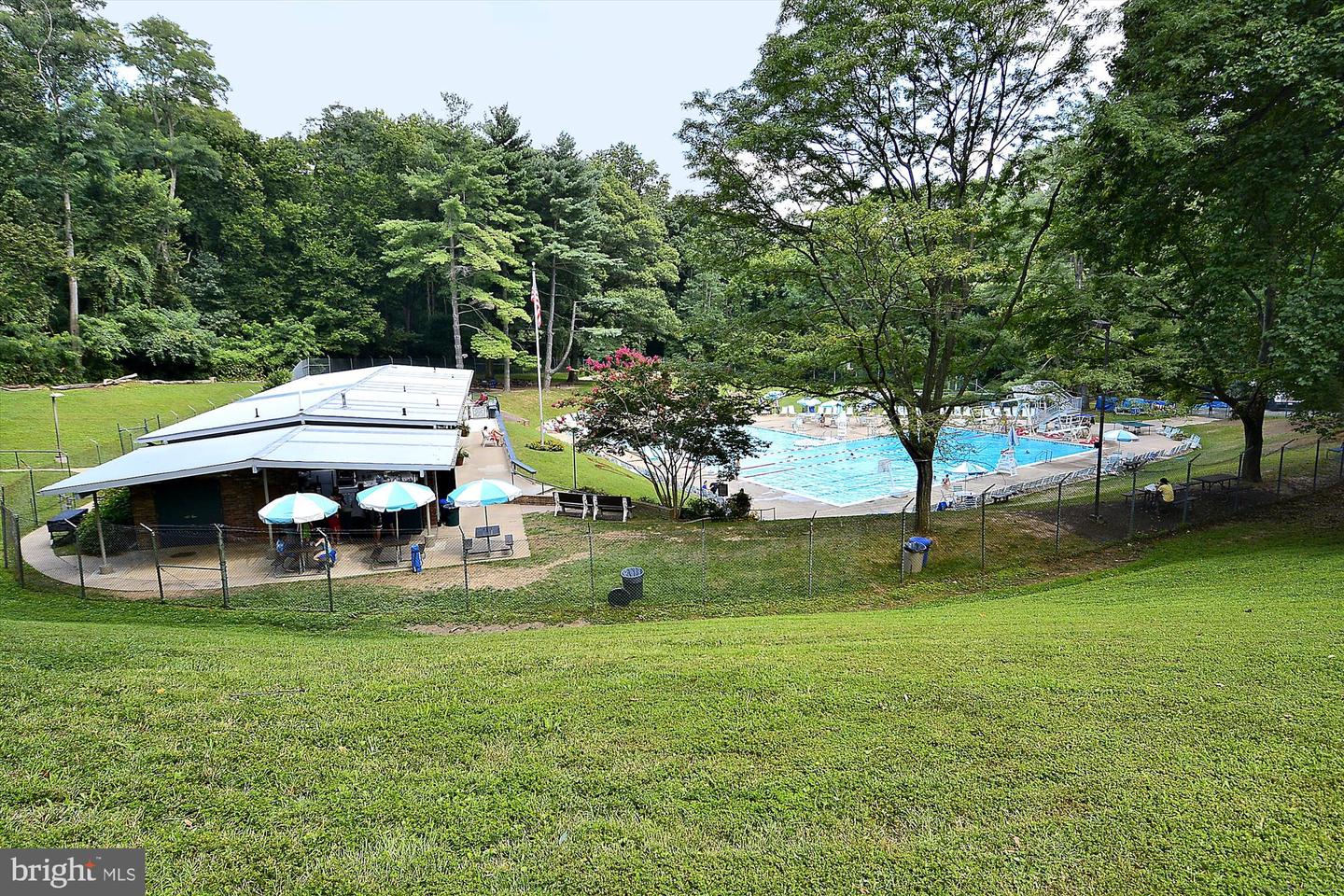 4500 35TH RD N, ARLINGTON, Virginia 22207, 4 Bedrooms Bedrooms, ,3 BathroomsBathrooms,Residential,For sale,4500 35TH RD N,VAAR2066478 MLS # VAAR2066478