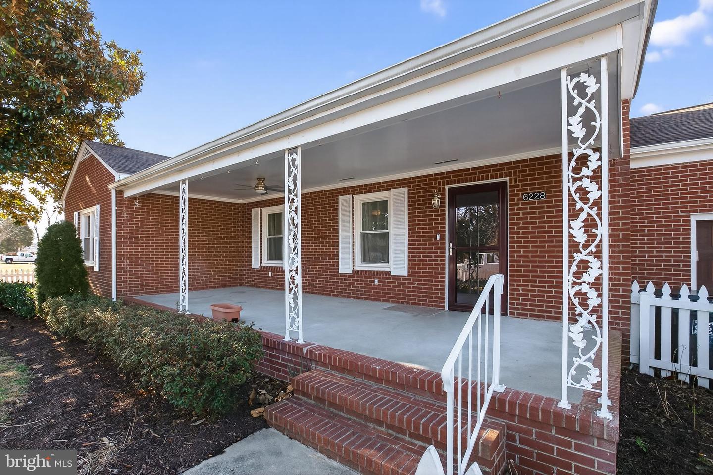 6228 POTOMAC DR, KING GEORGE, Virginia 22485, 3 Bedrooms Bedrooms, ,1 BathroomBathrooms,Residential,For sale,6228 POTOMAC DR,VAKG2007330 MLS # VAKG2007330