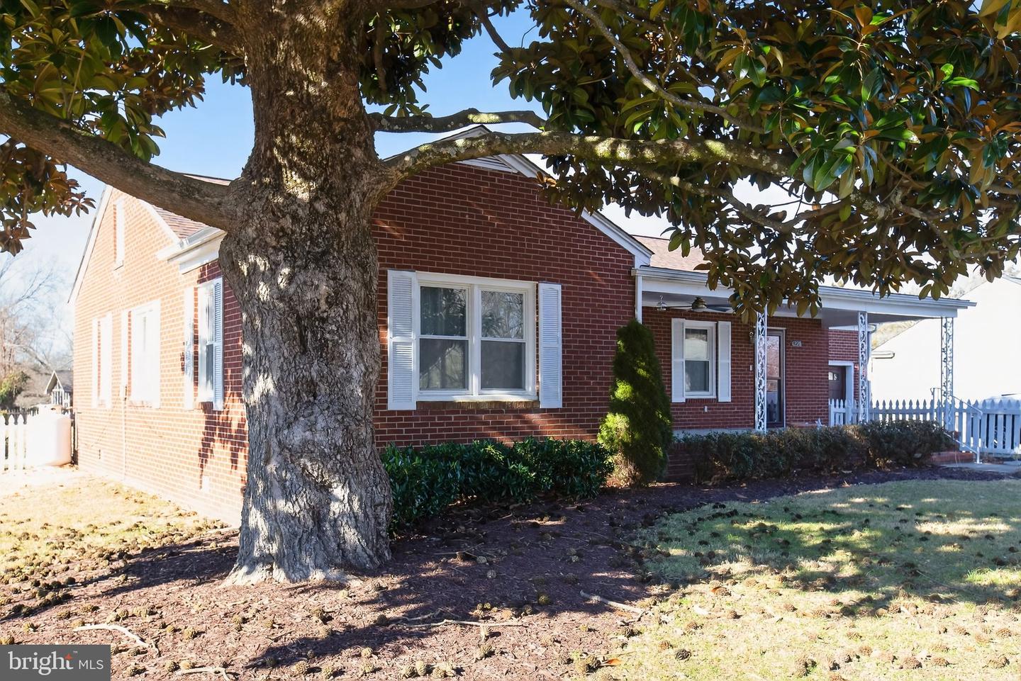 6228 POTOMAC DR, KING GEORGE, Virginia 22485, 3 Bedrooms Bedrooms, ,1 BathroomBathrooms,Residential,For sale,6228 POTOMAC DR,VAKG2007330 MLS # VAKG2007330