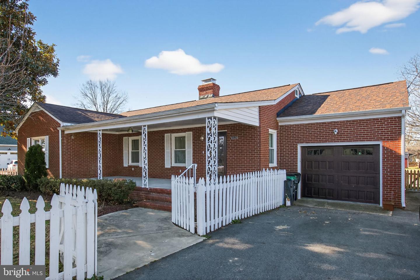 6228 POTOMAC DR, KING GEORGE, Virginia 22485, 3 Bedrooms Bedrooms, ,1 BathroomBathrooms,Residential,For sale,6228 POTOMAC DR,VAKG2007330 MLS # VAKG2007330