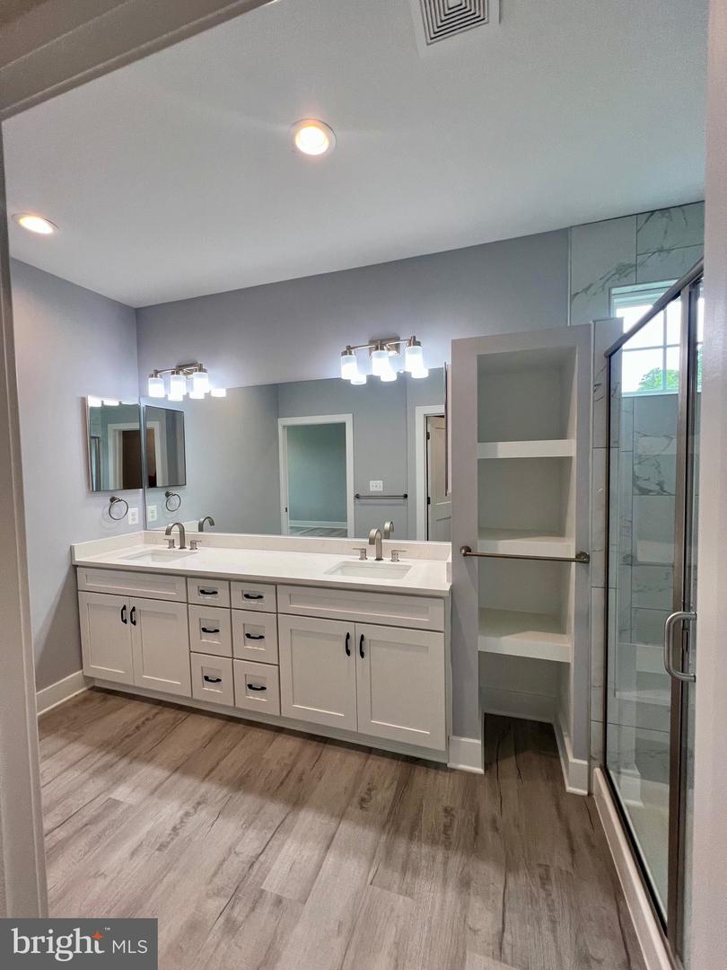 662 GLEBE HARBOR DR, MONTROSS, Virginia 22520, 3 Bedrooms Bedrooms, ,2 BathroomsBathrooms,Residential,For sale,662 GLEBE HARBOR DR,VAWE2010186 MLS # VAWE2010186