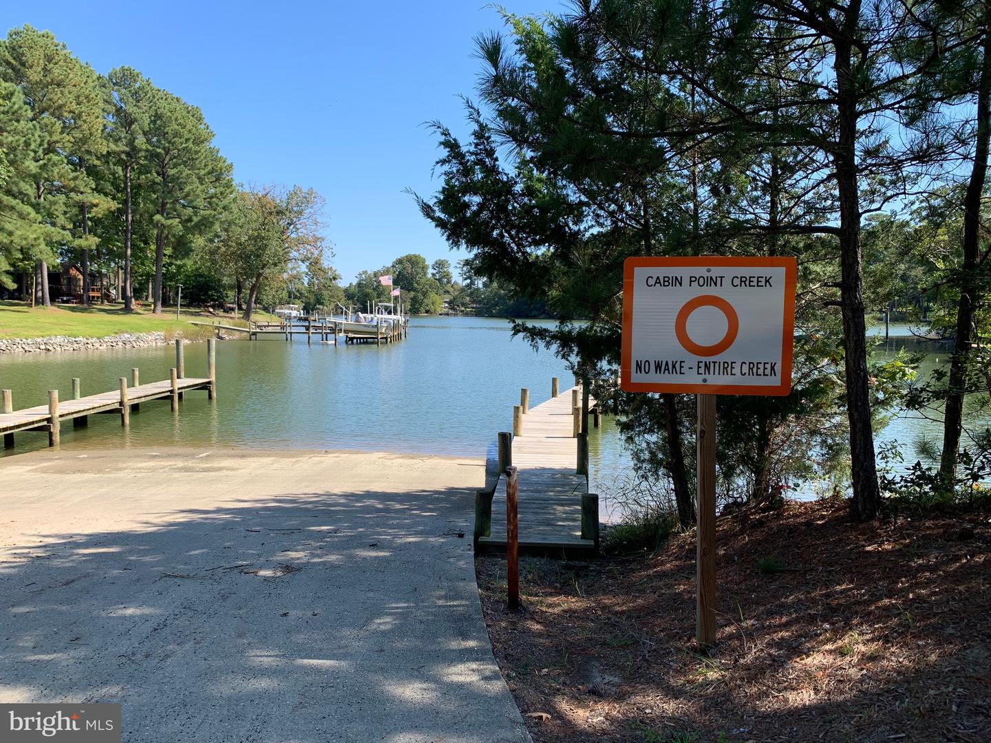 662 GLEBE HARBOR DR, MONTROSS, Virginia 22520, 3 Bedrooms Bedrooms, ,2 BathroomsBathrooms,Residential,For sale,662 GLEBE HARBOR DR,VAWE2010186 MLS # VAWE2010186