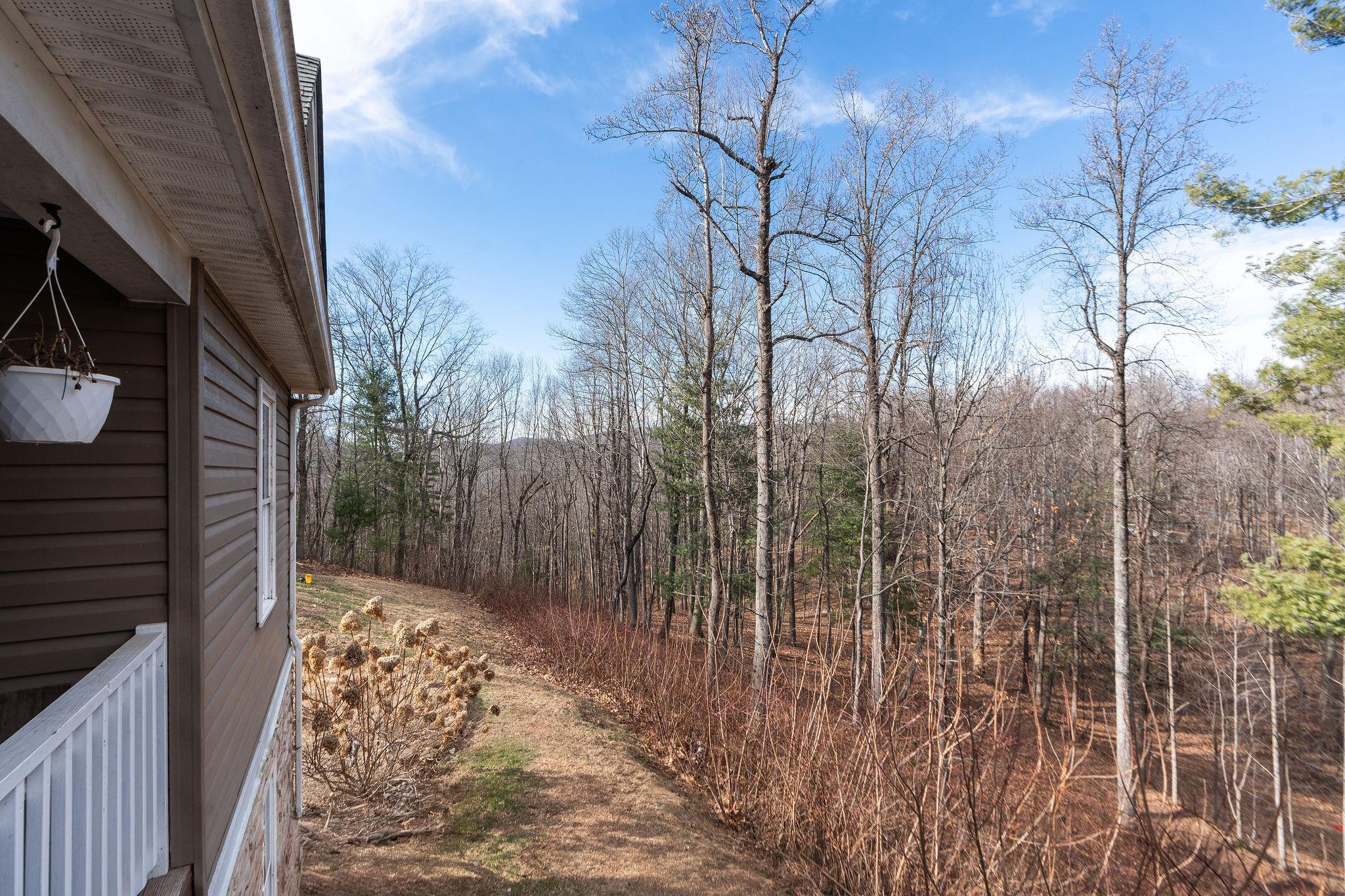 467 REEDS GAP RD, LYNDHURST, Virginia 22952, 3 Bedrooms Bedrooms, ,2 BathroomsBathrooms,Residential,467 REEDS GAP RD,672477 MLS # 672477