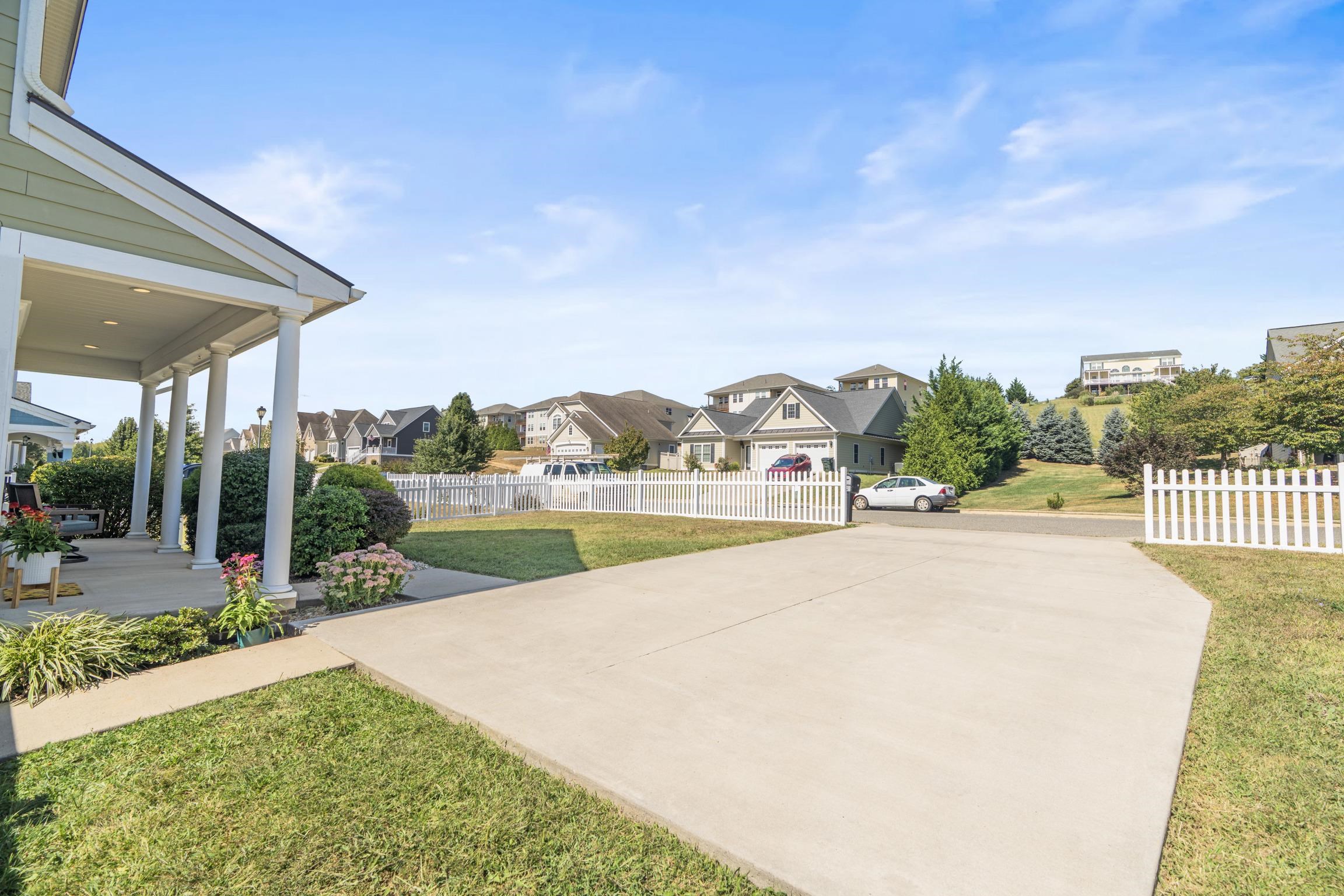 260 WINDSOR DR, FISHERSVILLE, Virginia 22939, 5 Bedrooms Bedrooms, ,3 BathroomsBathrooms,Residential,260 WINDSOR DR,672478 MLS # 672478