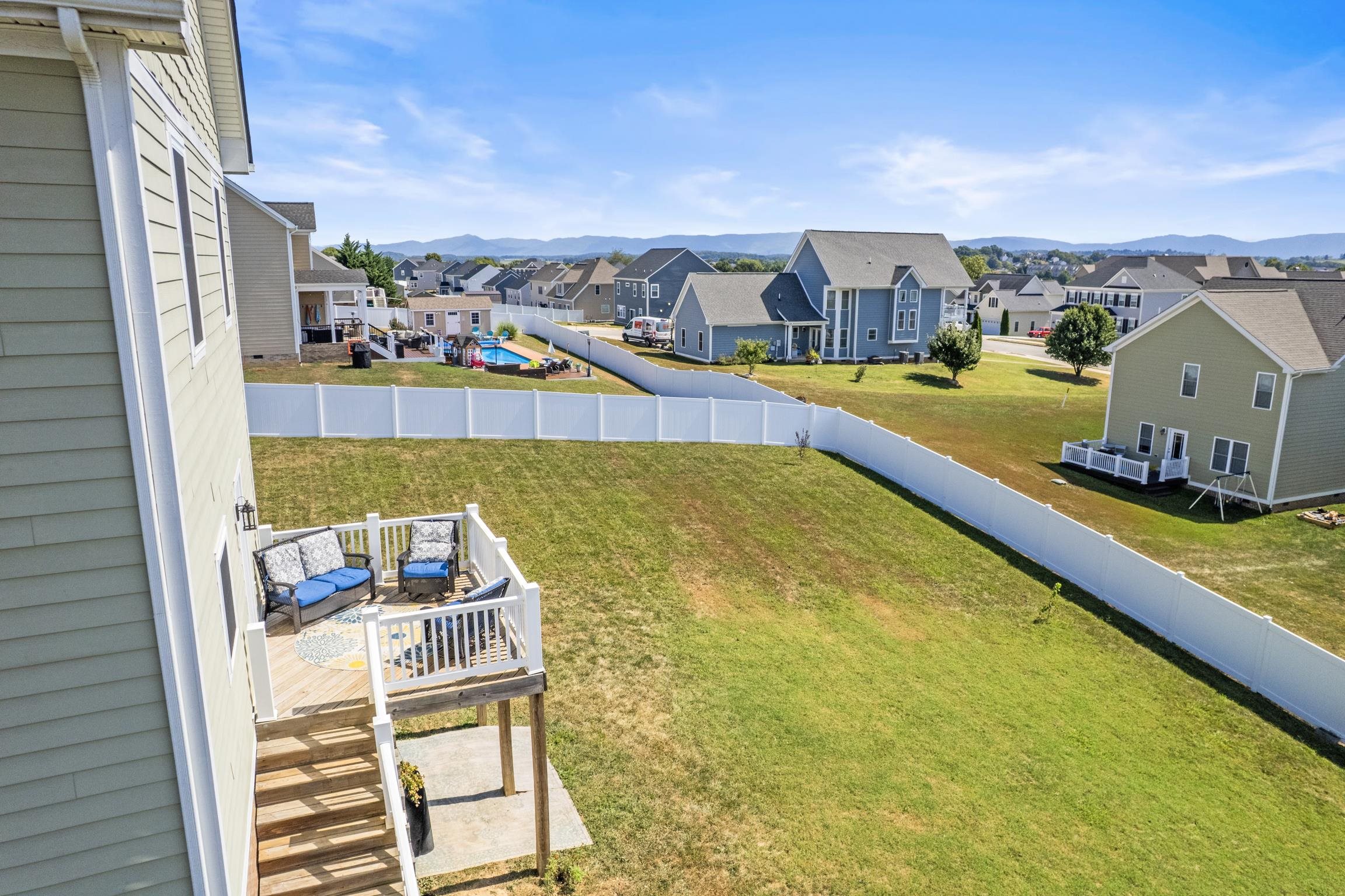 260 WINDSOR DR, FISHERSVILLE, Virginia 22939, 5 Bedrooms Bedrooms, ,3 BathroomsBathrooms,Residential,260 WINDSOR DR,672478 MLS # 672478