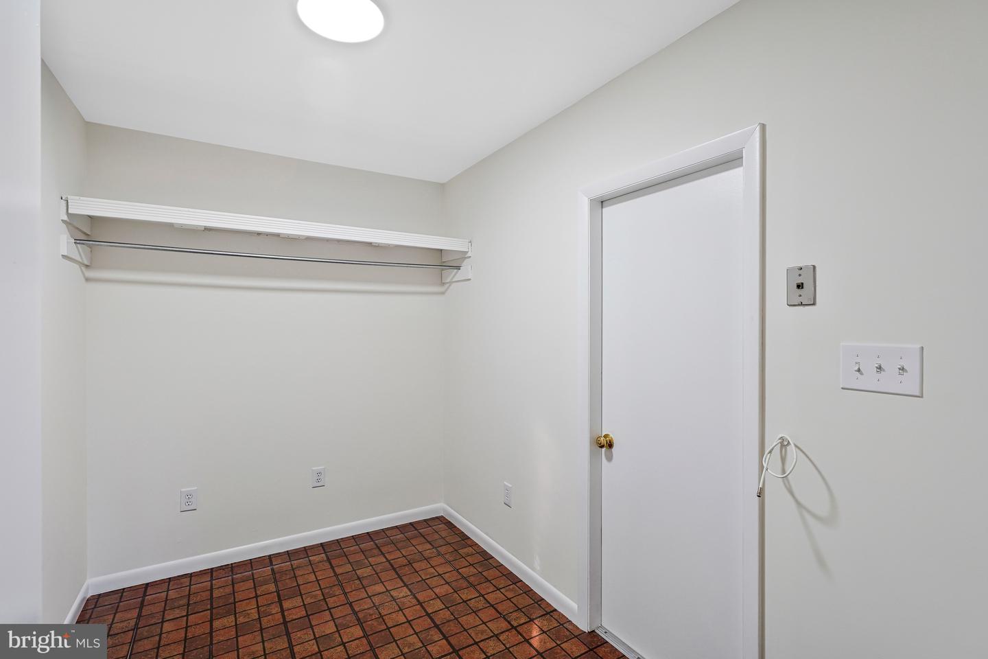 13107 PENNYPACKER LN, FAIRFAX, Virginia 22033, 4 Bedrooms Bedrooms, ,2 BathroomsBathrooms,Residential,For sale,13107 PENNYPACKER LN,VAFX2281748 MLS # VAFX2281748