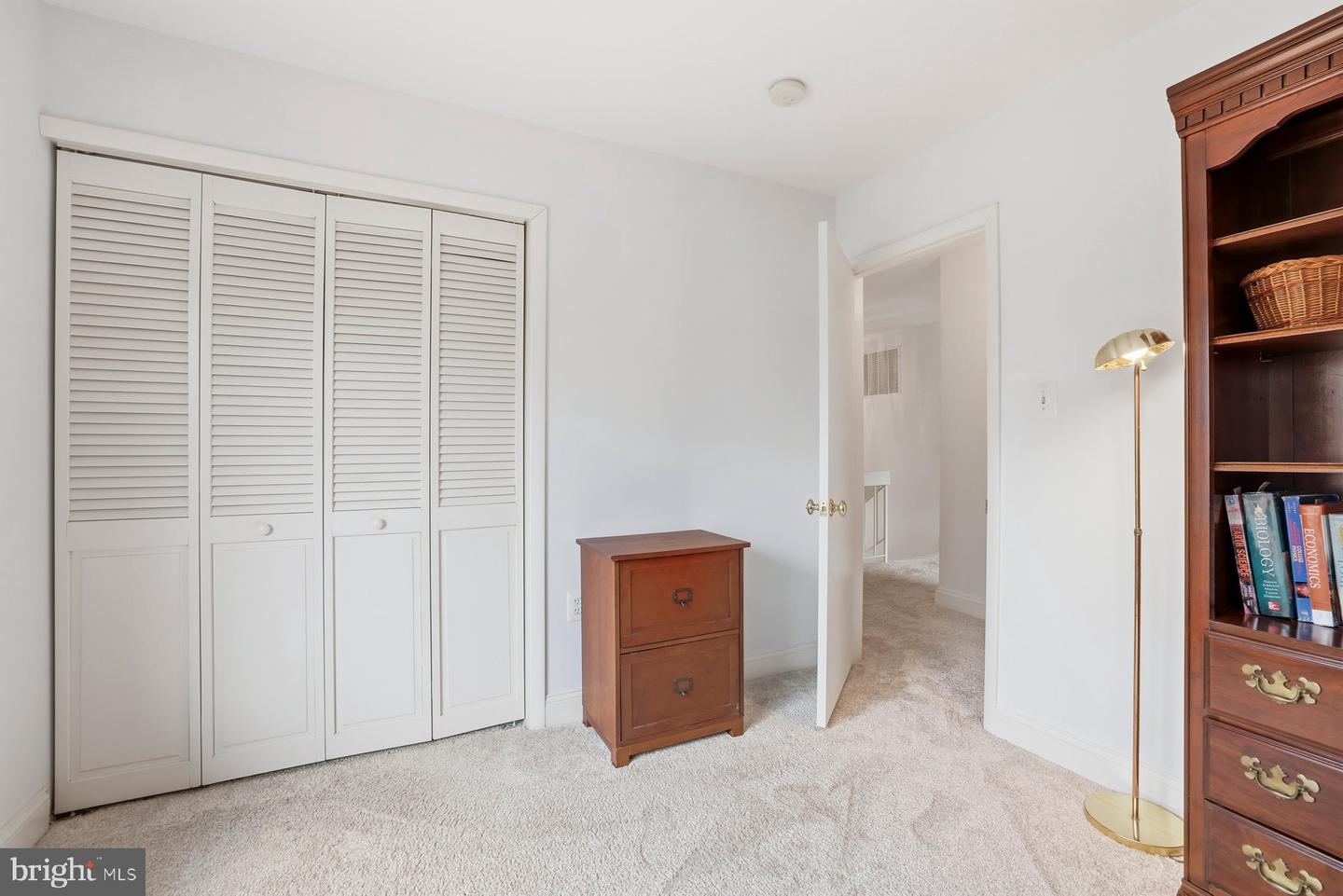 5948 HALL ST, SPRINGFIELD, Virginia 22152, 5 Bedrooms Bedrooms, ,2 BathroomsBathrooms,Residential,For sale,5948 HALL ST,VAFX2281870 MLS # VAFX2281870