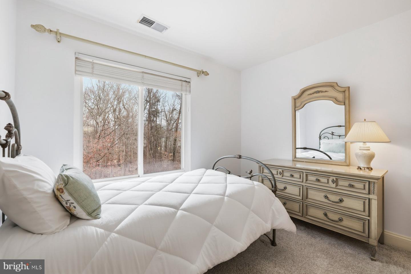 5948 HALL ST, SPRINGFIELD, Virginia 22152, 5 Bedrooms Bedrooms, ,2 BathroomsBathrooms,Residential,For sale,5948 HALL ST,VAFX2281870 MLS # VAFX2281870