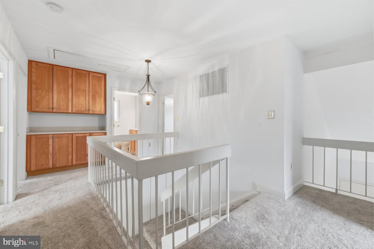 5948 HALL ST, SPRINGFIELD, Virginia 22152, 5 Bedrooms Bedrooms, ,2 BathroomsBathrooms,Residential,For sale,5948 HALL ST,VAFX2281870 MLS # VAFX2281870