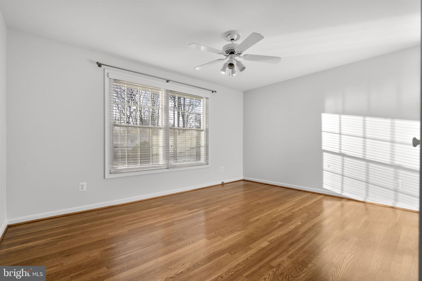 8600 VICTORIA RD, SPRINGFIELD, Virginia 22151, 4 Bedrooms Bedrooms, ,2 BathroomsBathrooms,Residential,For sale,8600 VICTORIA RD,VAFX2282118 MLS # VAFX2282118