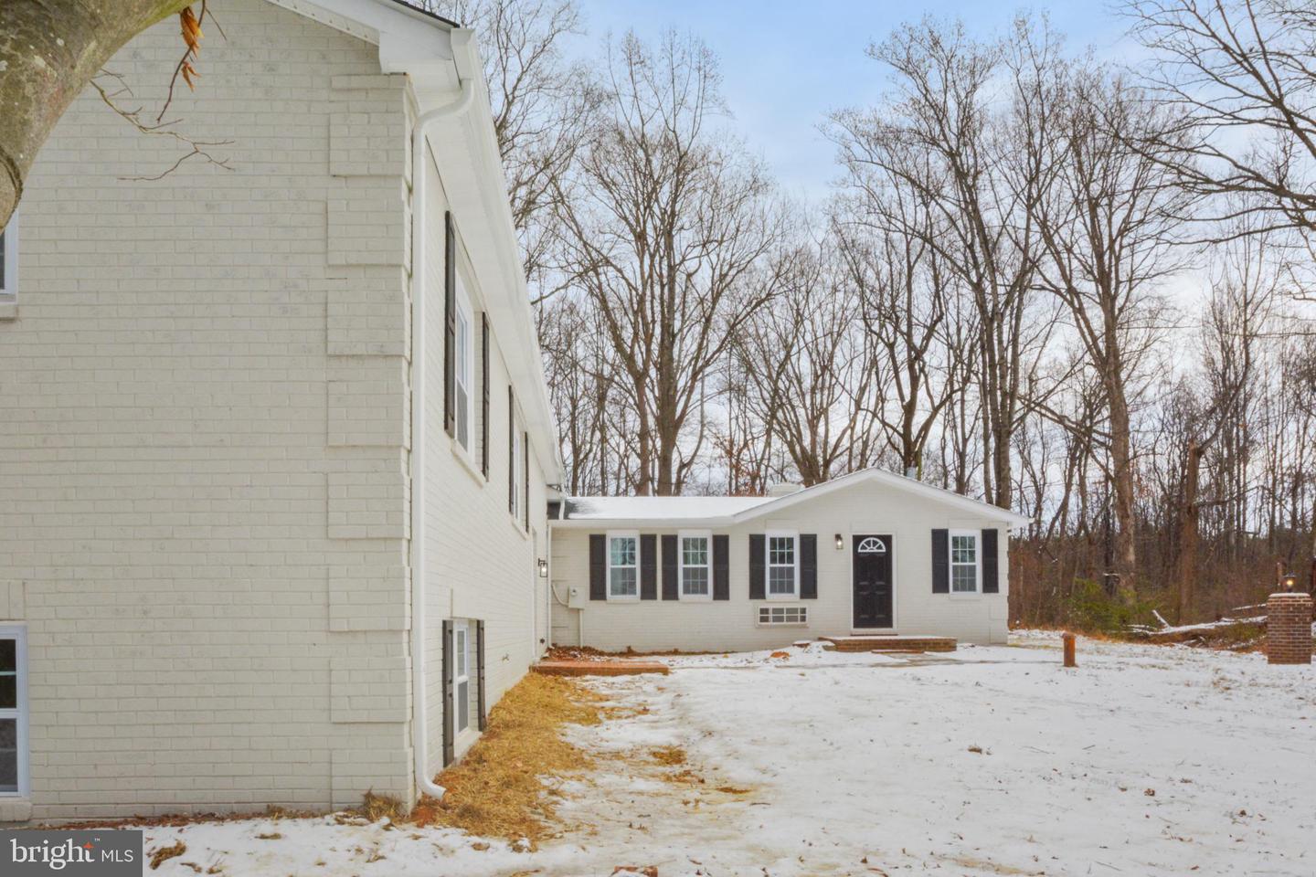 18487 CLAY HILL RD, STEVENSBURG, Virginia 22741, 4 Bedrooms Bedrooms, 7 Rooms Rooms,3 BathroomsBathrooms,Residential,For sale,18487 CLAY HILL RD,VACU2012214 MLS # VACU2012214 18487 CLAY HILL RD, STEVENSBURG, Virginia 22741, 4 Bedrooms Bedrooms, 7 Rooms Rooms,3 BathroomsBathrooms,Residential,For sale,18487 CLAY HILL RD,VACU2012214 MLS # VACU2012214