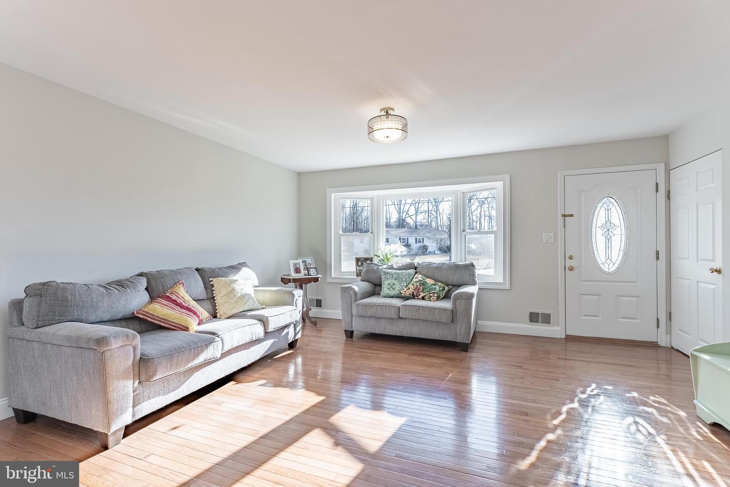 4414 GAGE RD, ALEXANDRIA, Virginia 22309, 3 Bedrooms Bedrooms, ,2 BathroomsBathrooms,Residential,For sale,4414 GAGE RD,VAFX2282260 MLS # VAFX2282260