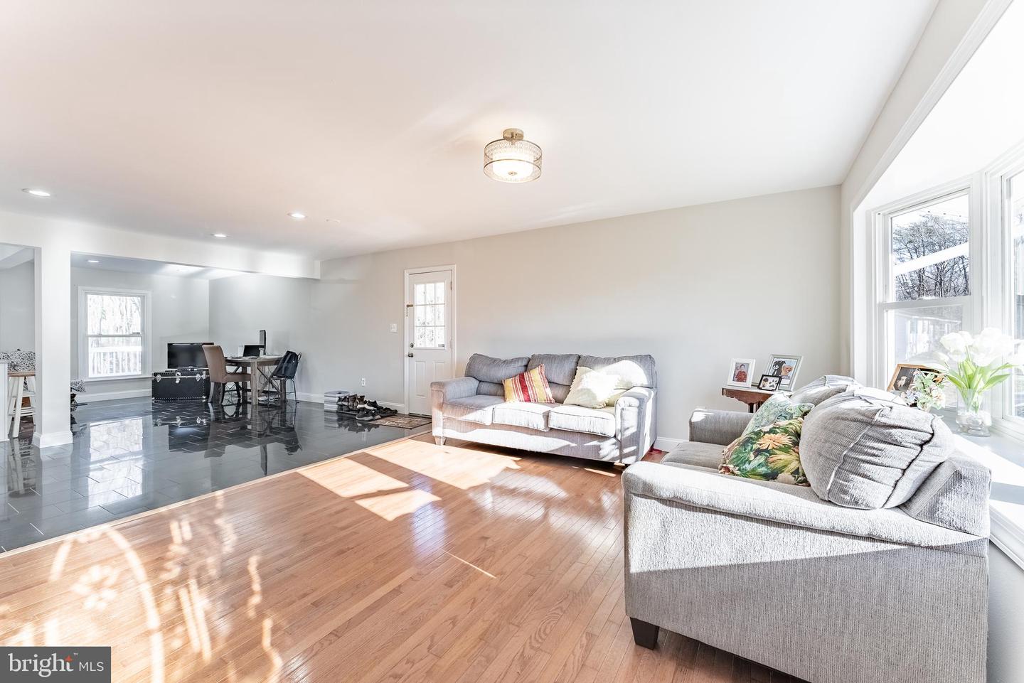 4414 GAGE RD, ALEXANDRIA, Virginia 22309, 3 Bedrooms Bedrooms, ,2 BathroomsBathrooms,Residential,For sale,4414 GAGE RD,VAFX2282260 MLS # VAFX2282260