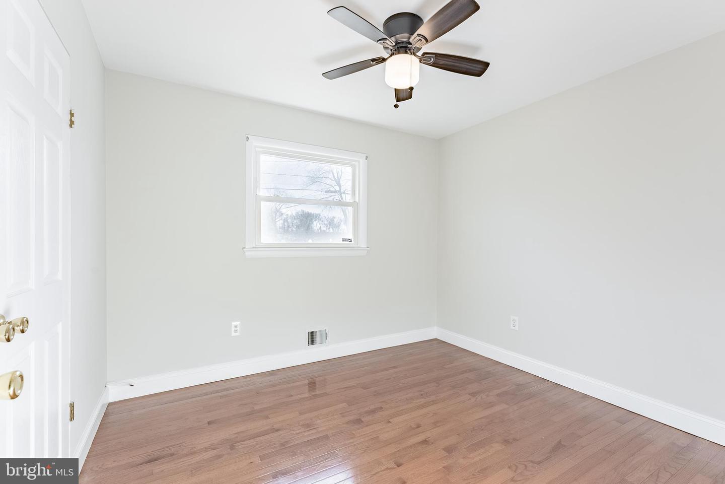 4414 GAGE RD, ALEXANDRIA, Virginia 22309, 3 Bedrooms Bedrooms, ,2 BathroomsBathrooms,Residential,For sale,4414 GAGE RD,VAFX2282260 MLS # VAFX2282260