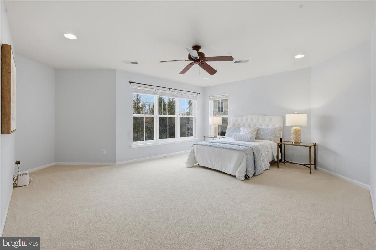 42466 REGAL WOOD, ASHBURN, Virginia 20148, 3 Bedrooms Bedrooms, ,2 BathroomsBathrooms,Residential,For sale,42466 REGAL WOOD,VALO2112292 MLS # VALO2112292