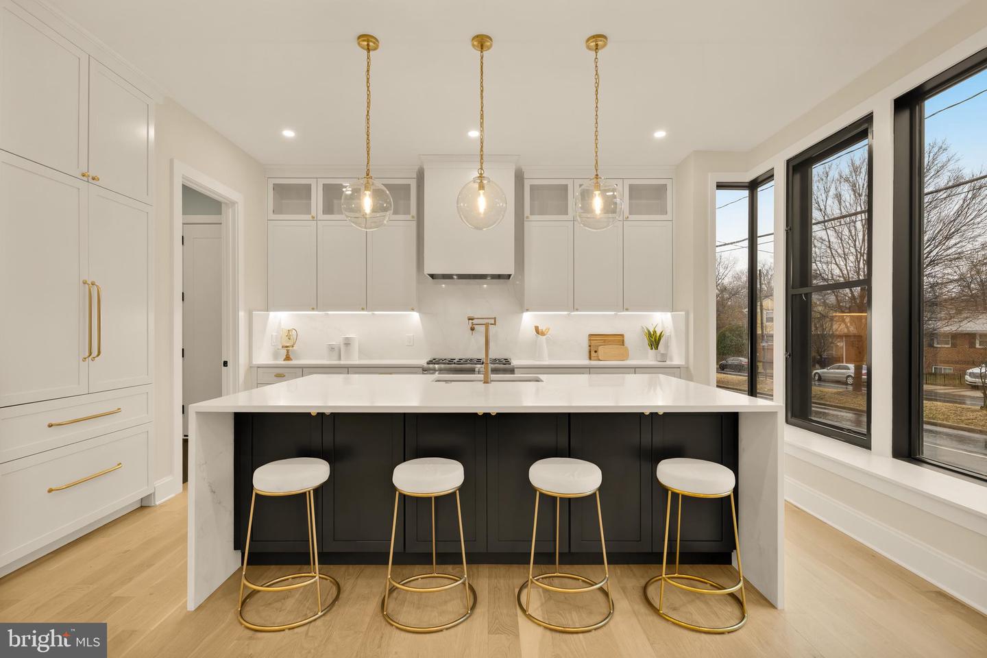 507 S ADAMS ST, ARLINGTON, Virginia 22204, 5 Bedrooms Bedrooms, ,5 BathroomsBathrooms,Residential,For sale,507 S ADAMS ST,VAAR2066904 MLS # VAAR2066904