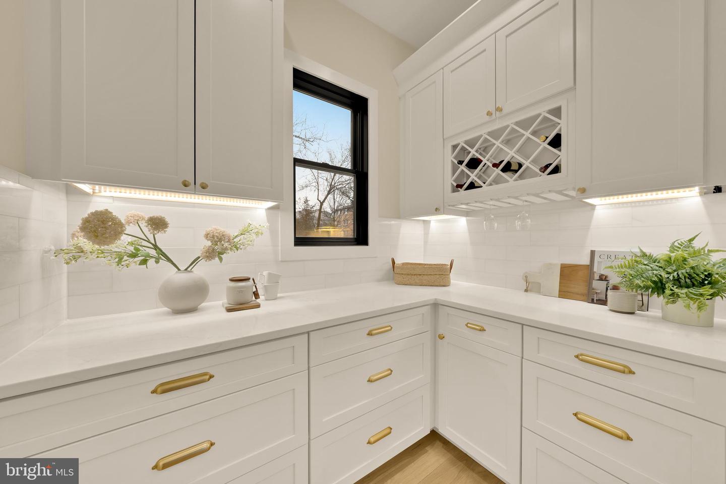 507 S ADAMS ST, ARLINGTON, Virginia 22204, 5 Bedrooms Bedrooms, ,5 BathroomsBathrooms,Residential,For sale,507 S ADAMS ST,VAAR2066904 MLS # VAAR2066904