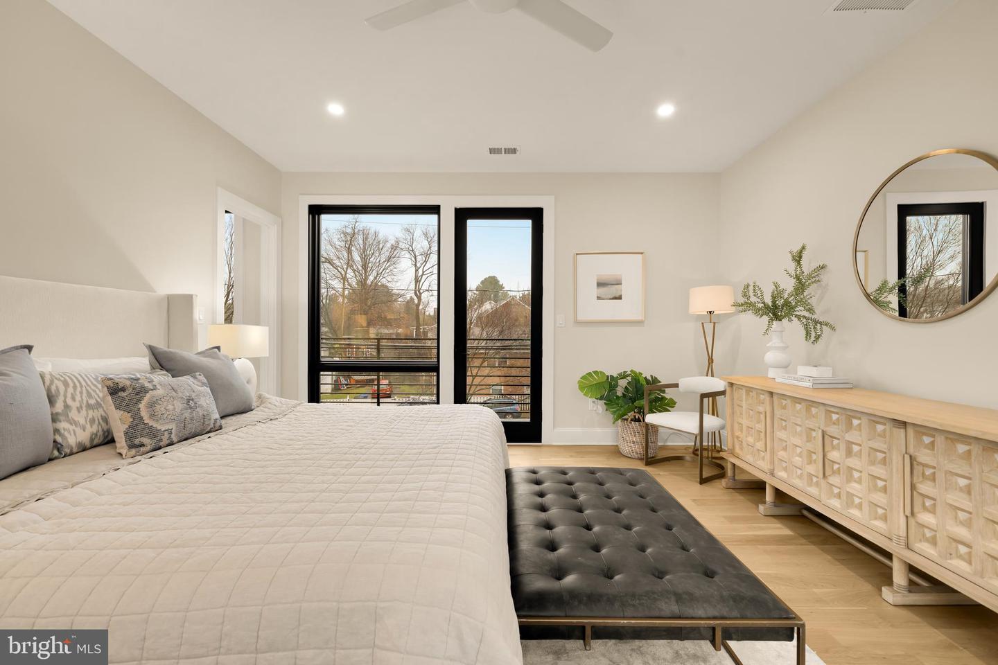 507 S ADAMS ST, ARLINGTON, Virginia 22204, 5 Bedrooms Bedrooms, ,5 BathroomsBathrooms,Residential,For sale,507 S ADAMS ST,VAAR2066904 MLS # VAAR2066904