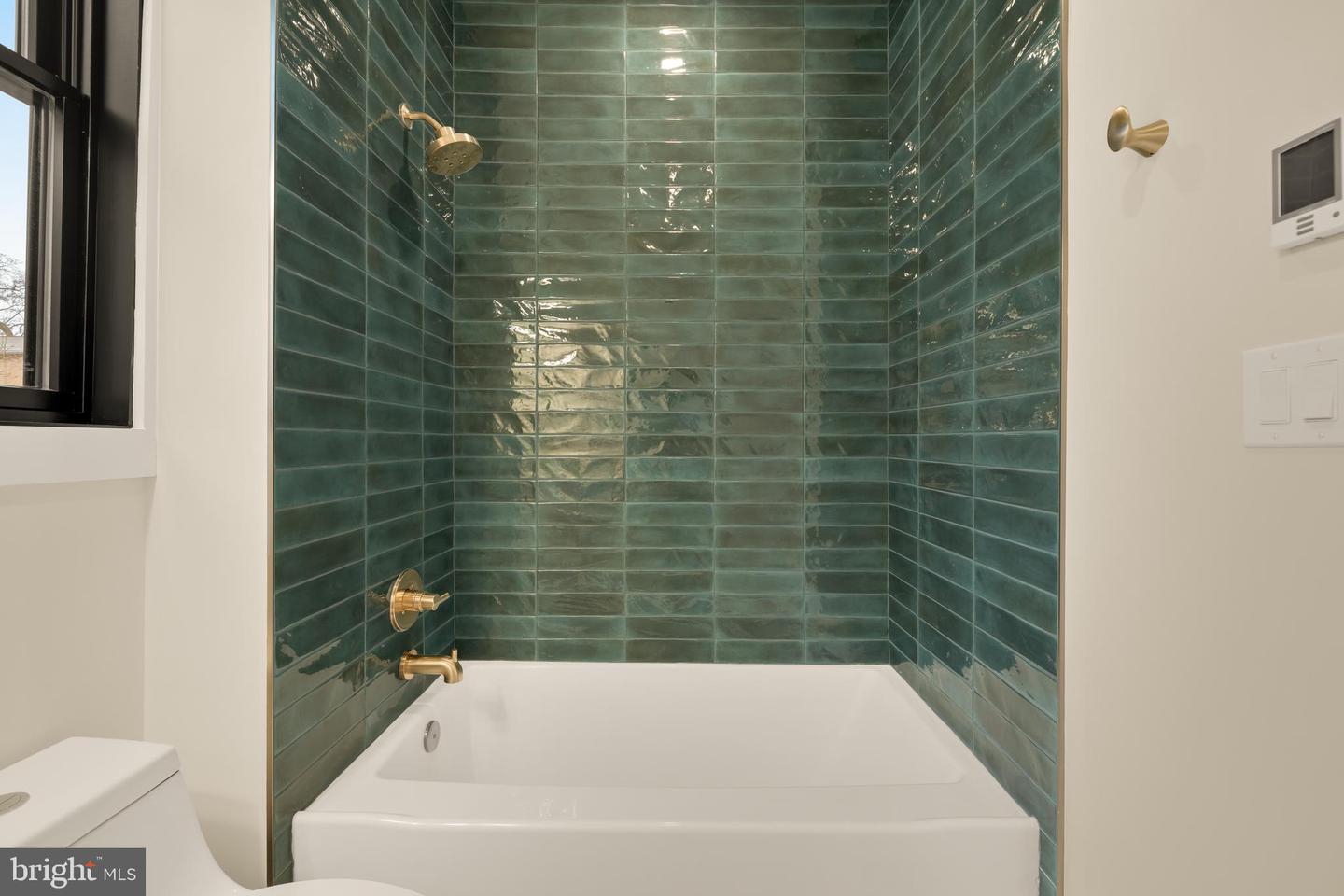 507 S ADAMS ST, ARLINGTON, Virginia 22204, 5 Bedrooms Bedrooms, ,5 BathroomsBathrooms,Residential,For sale,507 S ADAMS ST,VAAR2066904 MLS # VAAR2066904