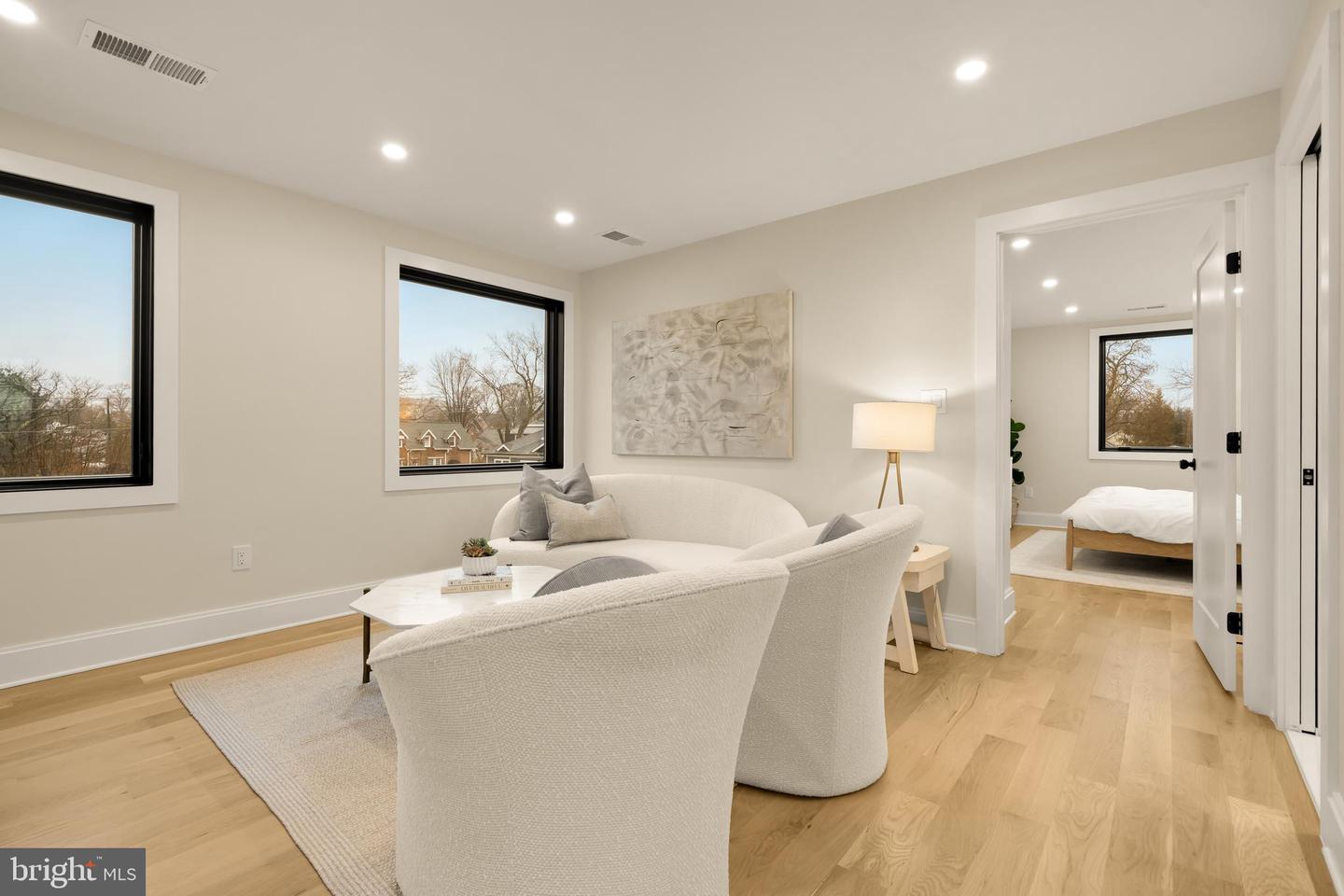 507 S ADAMS ST, ARLINGTON, Virginia 22204, 5 Bedrooms Bedrooms, ,5 BathroomsBathrooms,Residential,For sale,507 S ADAMS ST,VAAR2066904 MLS # VAAR2066904