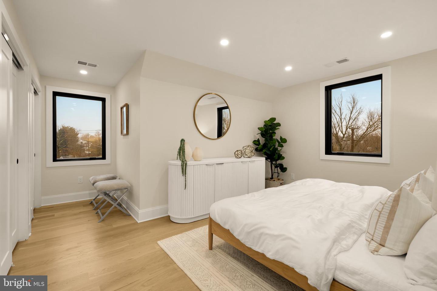 507 S ADAMS ST, ARLINGTON, Virginia 22204, 5 Bedrooms Bedrooms, ,5 BathroomsBathrooms,Residential,For sale,507 S ADAMS ST,VAAR2066904 MLS # VAAR2066904