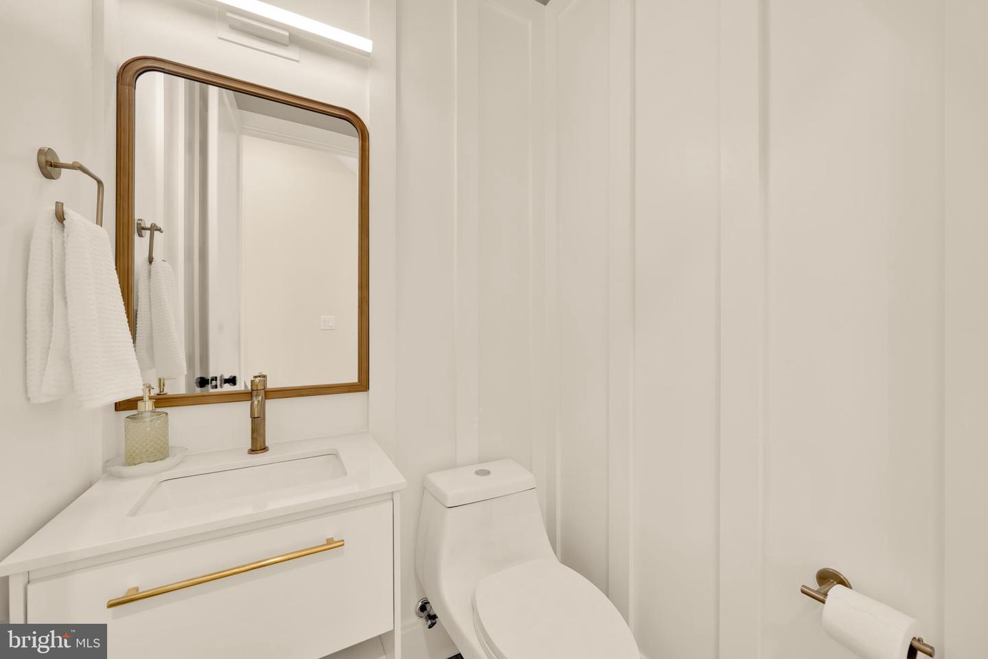 507 S ADAMS ST, ARLINGTON, Virginia 22204, 5 Bedrooms Bedrooms, ,5 BathroomsBathrooms,Residential,For sale,507 S ADAMS ST,VAAR2066904 MLS # VAAR2066904