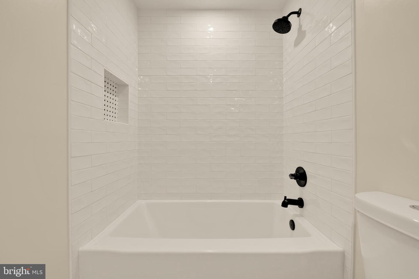 507 S ADAMS ST, ARLINGTON, Virginia 22204, 5 Bedrooms Bedrooms, ,5 BathroomsBathrooms,Residential,For sale,507 S ADAMS ST,VAAR2066904 MLS # VAAR2066904