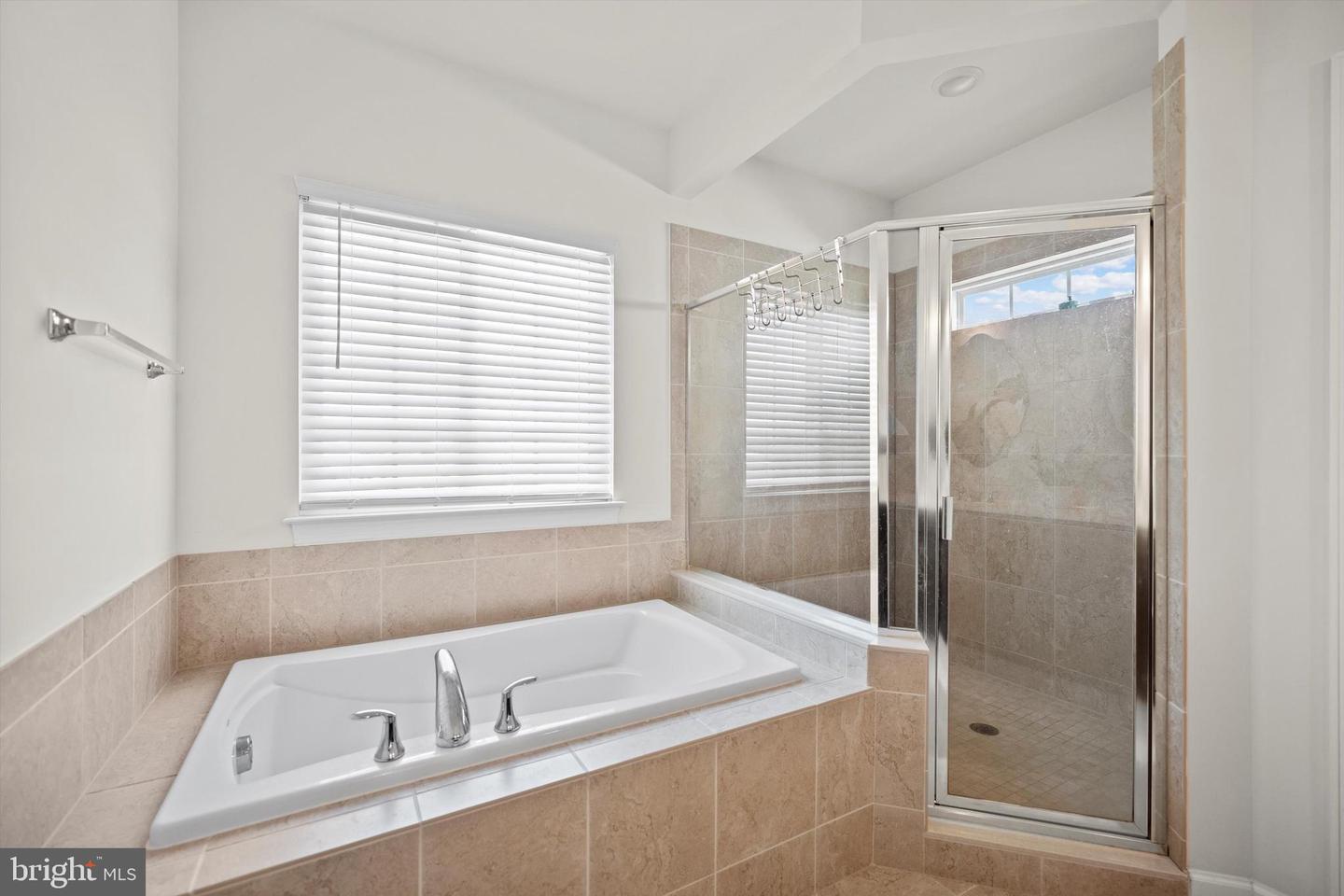 8690 BELLE GROVE WAY, MANASSAS, Virginia 20110, 5 Bedrooms Bedrooms, ,4 BathroomsBathrooms,Residential,For sale,8690 BELLE GROVE WAY,VAPW2109144 MLS # VAPW2109144