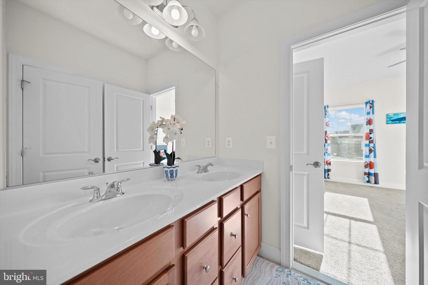 8690 BELLE GROVE WAY, MANASSAS, Virginia 20110, 5 Bedrooms Bedrooms, ,4 BathroomsBathrooms,Residential,For sale,8690 BELLE GROVE WAY,VAPW2109144 MLS # VAPW2109144