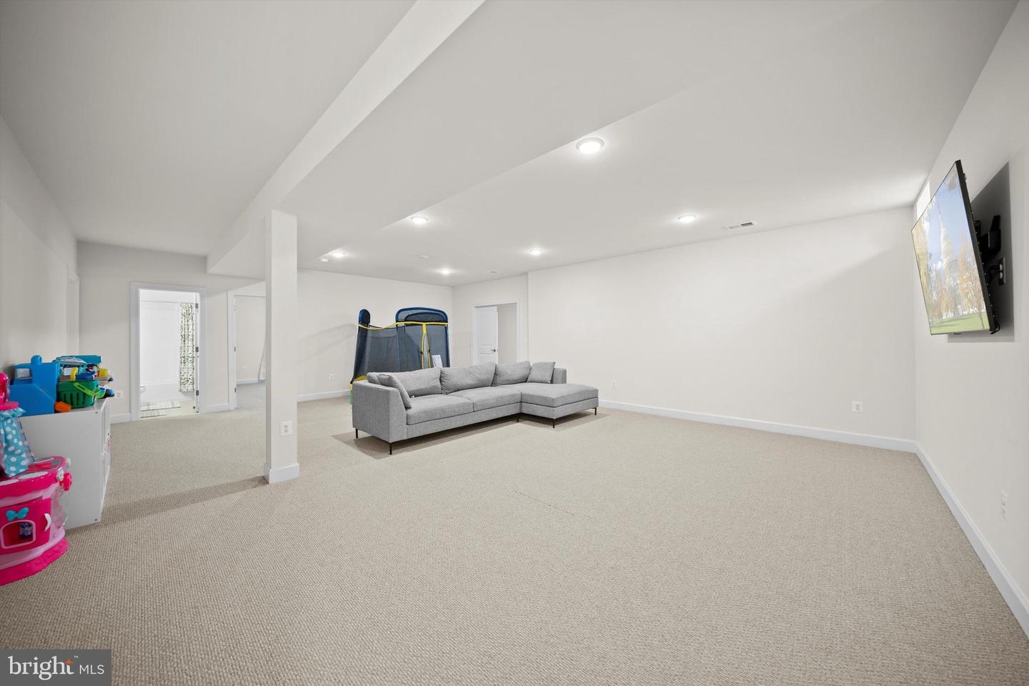 8690 BELLE GROVE WAY, MANASSAS, Virginia 20110, 5 Bedrooms Bedrooms, ,4 BathroomsBathrooms,Residential,For sale,8690 BELLE GROVE WAY,VAPW2109144 MLS # VAPW2109144