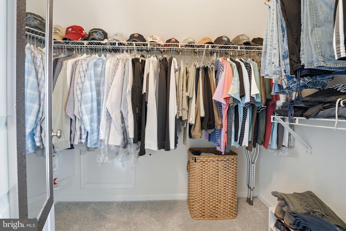 24282 MISTY DEW PL, ALDIE, Virginia 20105, 4 Bedrooms Bedrooms, ,4 BathroomsBathrooms,Residential,For sale,24282 MISTY DEW PL,VALO2112356 MLS # VALO2112356