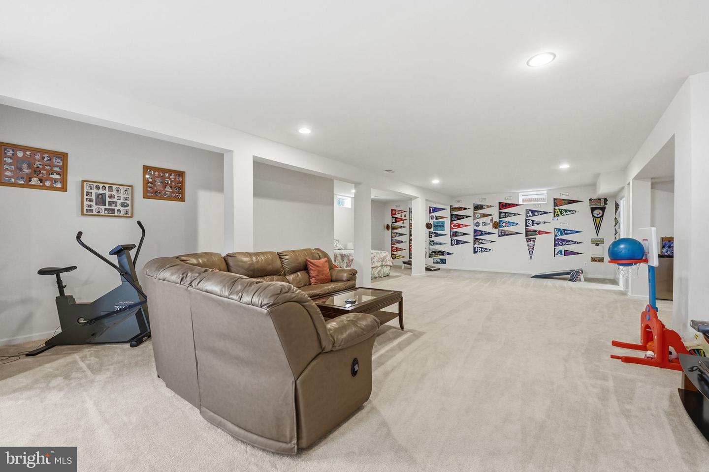 24282 MISTY DEW PL, ALDIE, Virginia 20105, 4 Bedrooms Bedrooms, ,4 BathroomsBathrooms,Residential,For sale,24282 MISTY DEW PL,VALO2112356 MLS # VALO2112356