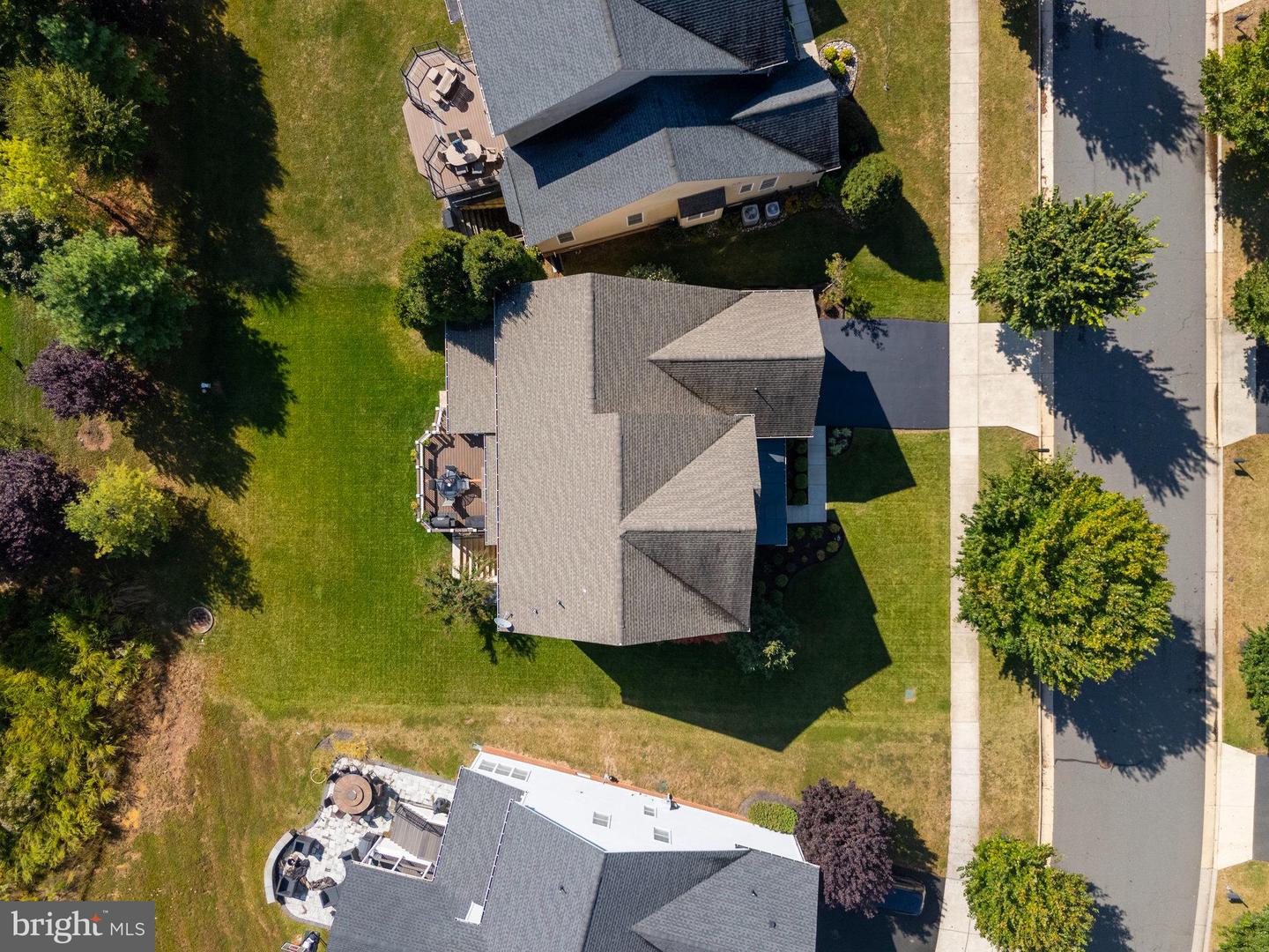 24282 MISTY DEW PL, ALDIE, Virginia 20105, 4 Bedrooms Bedrooms, ,4 BathroomsBathrooms,Residential,For sale,24282 MISTY DEW PL,VALO2112356 MLS # VALO2112356