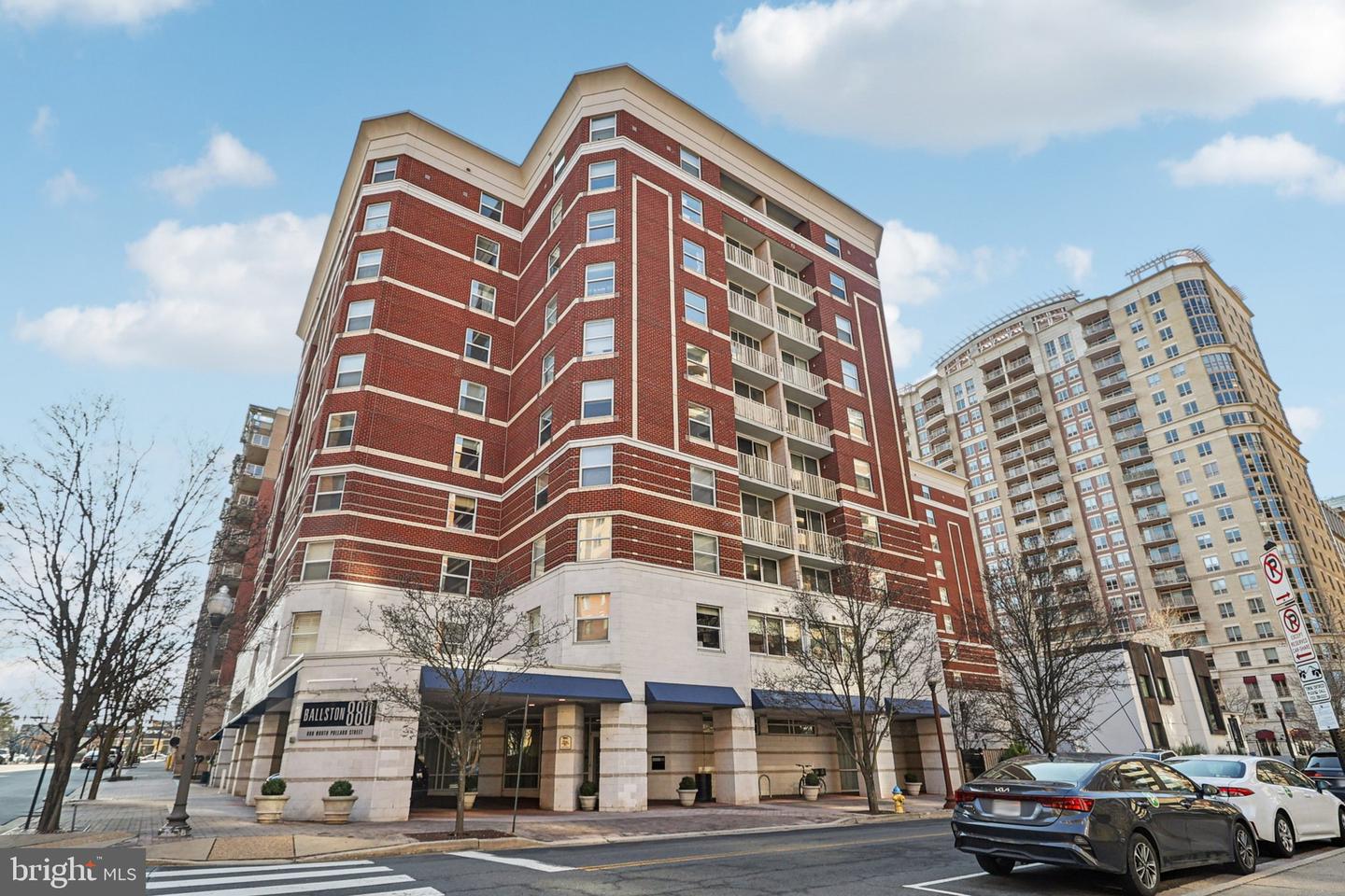 880 N POLLARD ST #705, ARLINGTON, Virginia 22203, 2 Bedrooms Bedrooms, ,2 BathroomsBathrooms,Residential,For sale,880 N POLLARD ST #705,VAAR2066916 MLS # VAAR2066916