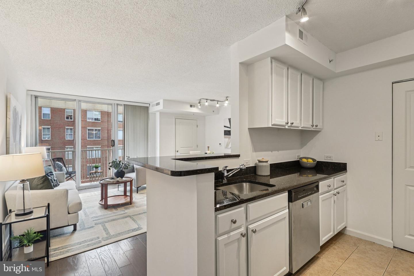 880 N POLLARD ST #705, ARLINGTON, Virginia 22203, 2 Bedrooms Bedrooms, ,2 BathroomsBathrooms,Residential,For sale,880 N POLLARD ST #705,VAAR2066916 MLS # VAAR2066916