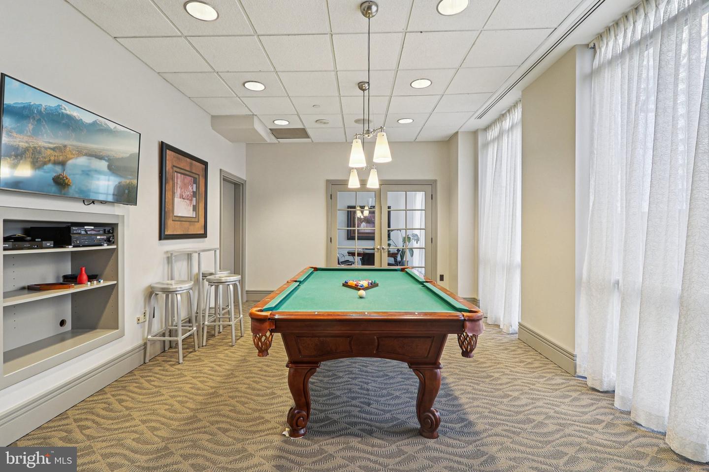 880 N POLLARD ST #705, ARLINGTON, Virginia 22203, 2 Bedrooms Bedrooms, ,2 BathroomsBathrooms,Residential,For sale,880 N POLLARD ST #705,VAAR2066916 MLS # VAAR2066916