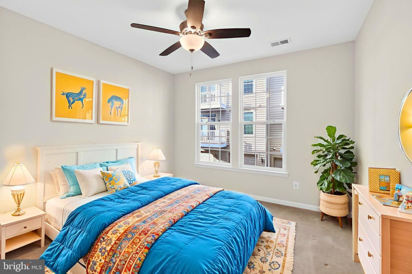 6932 KONA DR, GAINESVILLE, Virginia 20155, 3 Bedrooms Bedrooms, ,2 BathroomsBathrooms,Residential,For sale,6932 KONA DR,VAPW2109164 MLS # VAPW2109164