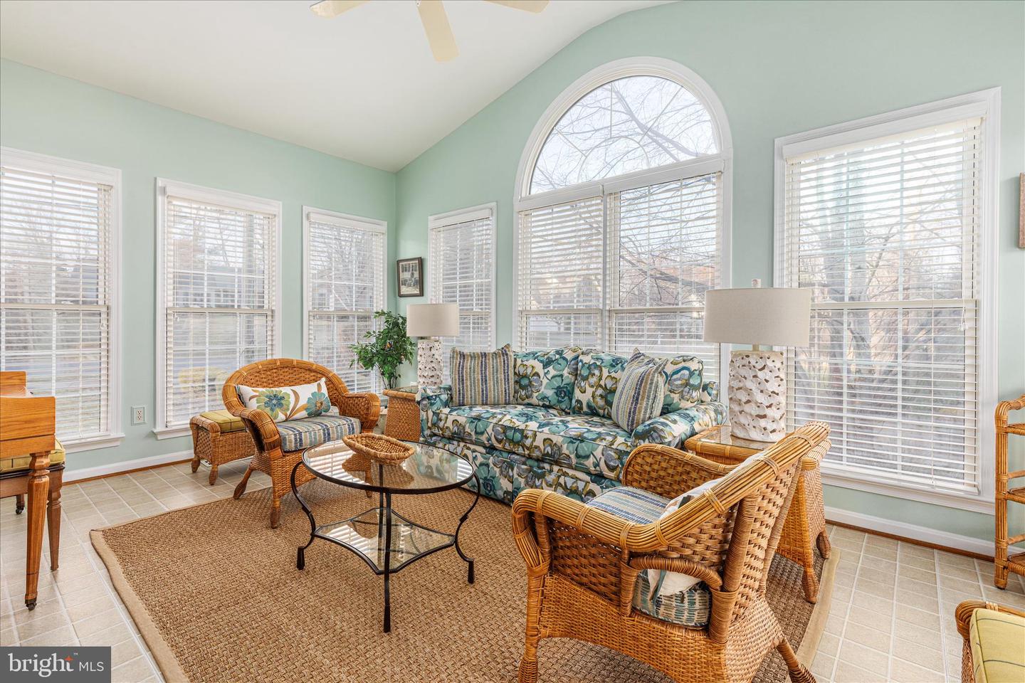 9953 CORSICA ST, VIENNA, Virginia 22181, 5 Bedrooms Bedrooms, ,3 BathroomsBathrooms,Residential,For sale,9953 CORSICA ST,VAFX2282572 MLS # VAFX2282572