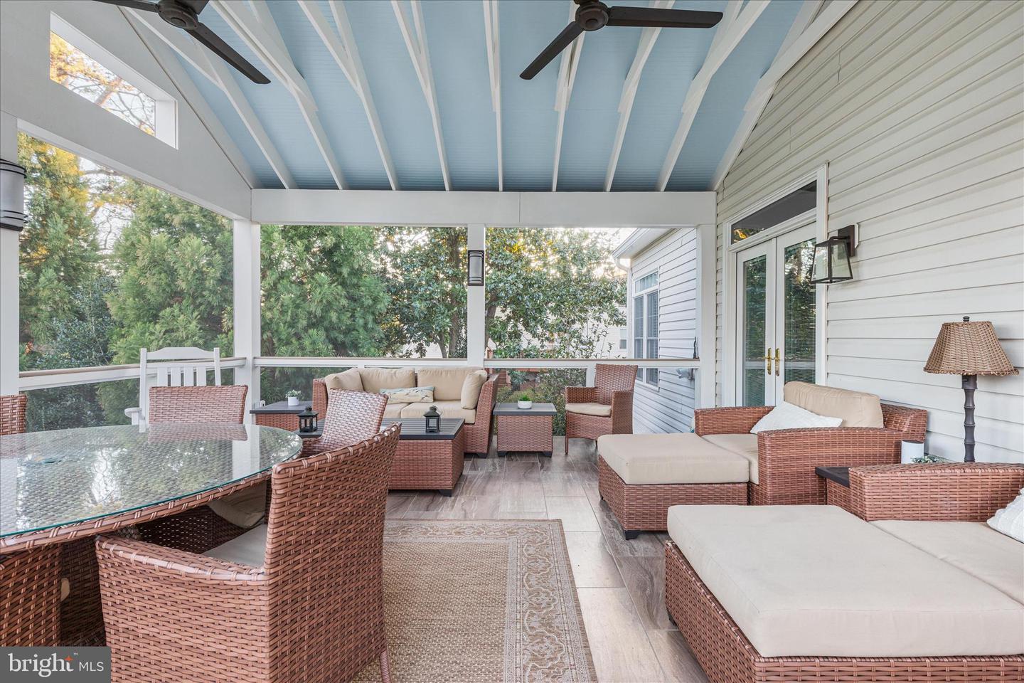 9953 CORSICA ST, VIENNA, Virginia 22181, 5 Bedrooms Bedrooms, ,3 BathroomsBathrooms,Residential,For sale,9953 CORSICA ST,VAFX2282572 MLS # VAFX2282572